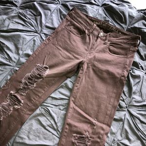 Super cute ripped American Eagle skinny jeans
